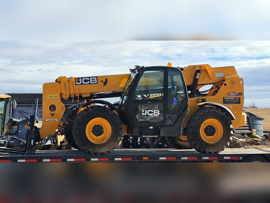 2018 JCB 507-42 telehandler, side view