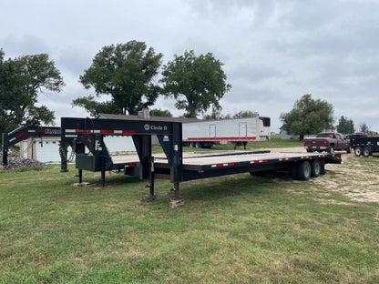Circle D Gooseneck Trailer For Rent