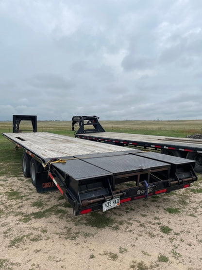 Flatbed Equipment Trailer Rental